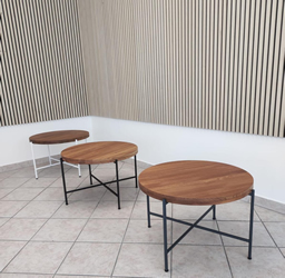 Obklad steny a frézované stolíky